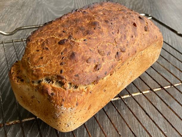 istock Home baked no knead bread 1255215351
