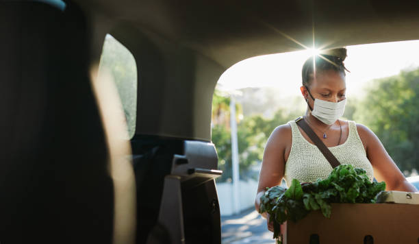 istock Grocery shopping just got a lot riskier 1255232138