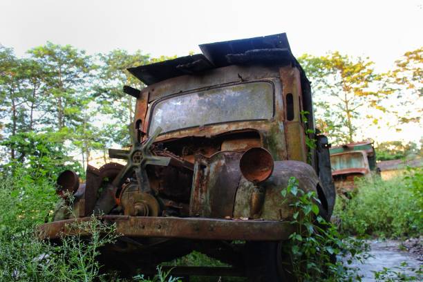 istock A Truck In A Junkyard 1255264951