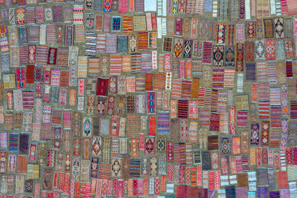 champ de tapis - tapestry anatolia traditional culture turkey photos et images de collection