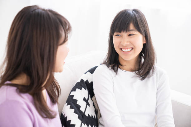 istock asian parent and daughter 1255301133