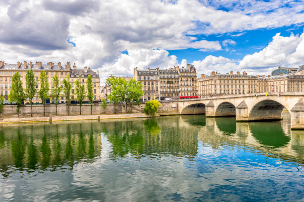 istock The Pont Royal over the Seine river 1255371095
