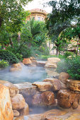 foggy-wasser-pool-mit.jpg?b=1&s=170x170&k=20&c=a6BJ5Ym5AAT-Sd01ObWb40QXZPteHtkIXbMWZfpmX84=
