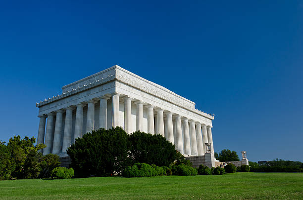 istock Lincoln Memorial, Washington DC USA 125537872