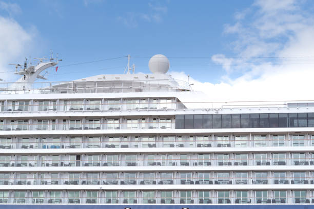 profile of the decks of a cruise ship - repairing sky luxury boat deck imagens e fotografias de stock