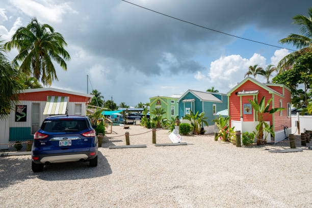 Tiny homes Matlacha Florida USA Matlacha, FL, USA - July 8, 2020: Tiny homes Matlacha Florida USA small florida home stock pictures, royalty-free photos & images