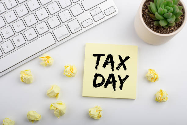 istock Tax Day Concept On Sticky Note 1255508228