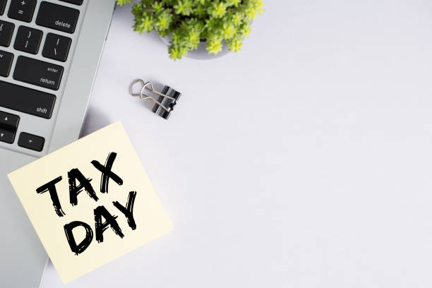 istock Tax Day Concept On Sticky Note 1255508236