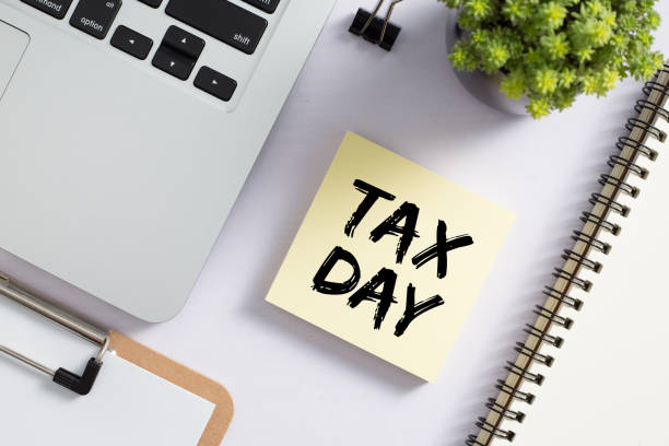 istock Tax Day Concept On Sticky Note 1255508242