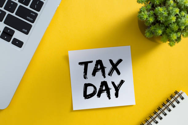 istock Tax Day Concept On Sticky Note 1255508258