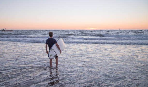 navegando por california. - redondo beach fotografías e imágenes de stock