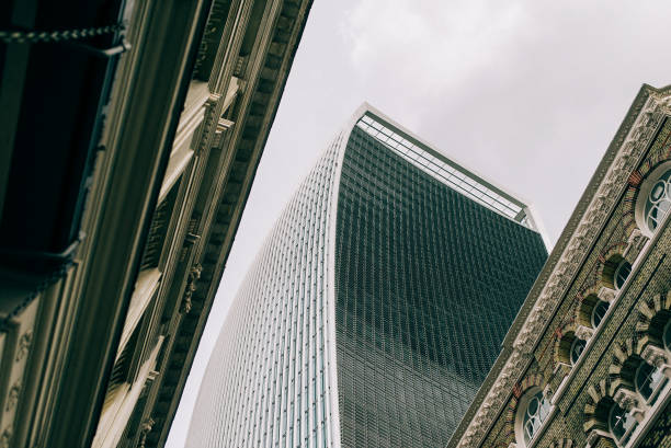 istock Tall and modern London corporate building 1255579070