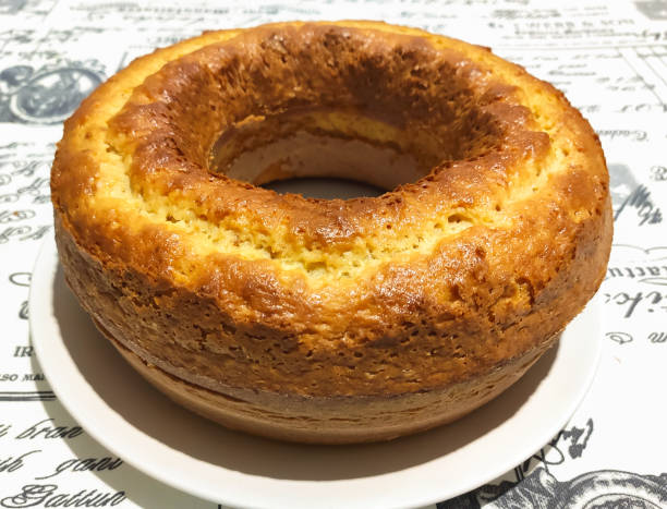 バントケーキ - baked brown cake circle ストックフォトと画像