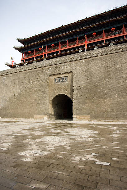 永寧ゲートは、西安城壁 - china xian chinese lantern wall ストックフォトと画像