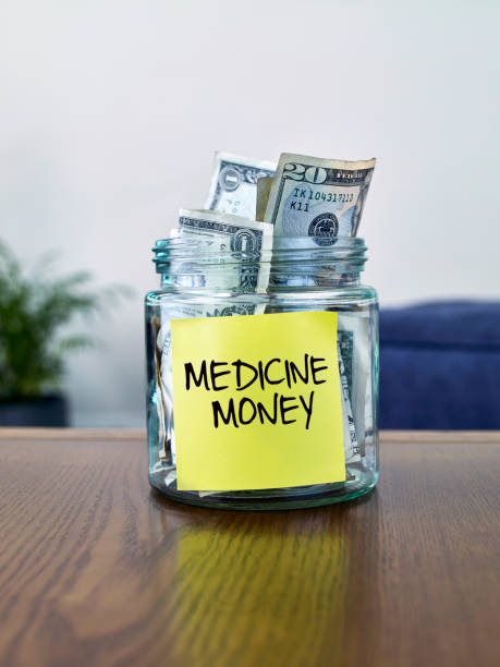 istock Saving money for medicine 1255661272