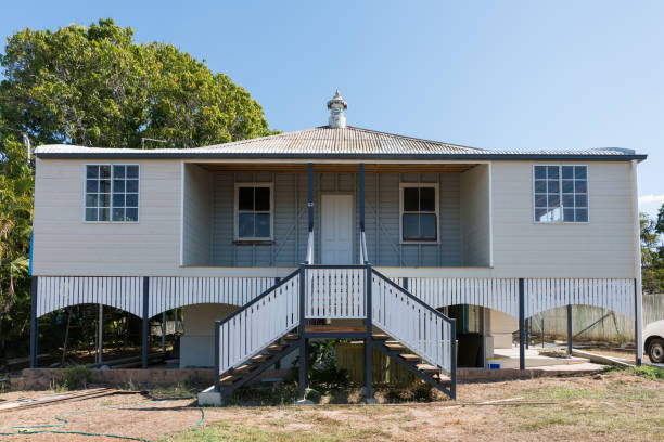 istock Old high set timber framed house partially renovated 1255667722