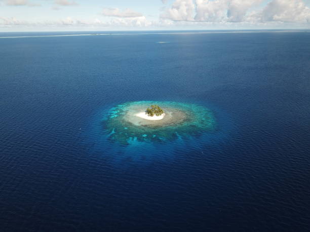 istock Uninhabited island JEEP island in Chuuk, Micronesia 1255692401