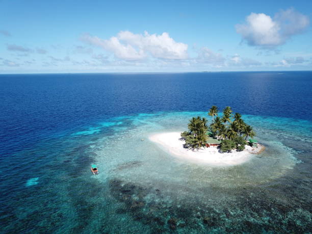 istock Uninhabited island JEEP island in Chuuk, Micronesia 1255692579
