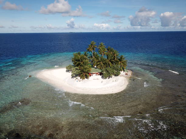 istock Uninhabited island JEEP island in Chuuk, Micronesia 1255692622