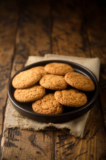 istock Oatmeal cookies 1255727535
