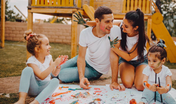istock The family draws in the yard 1255749818