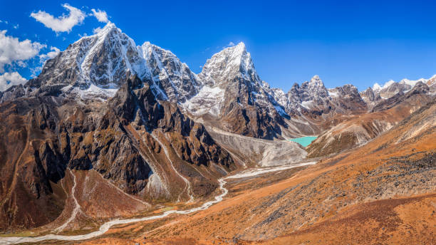 istock Himalayas panorama 110Mpix XXXXL - Cholatse peak on the left side 1255754939