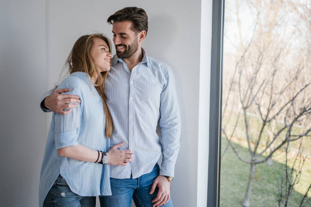 istock Starting the life under the common roof 1255787925