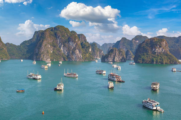 istock Halong bay, Vietnam 1255821609