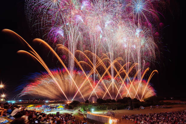 Fireworks festival in Ibaraki Fireworks festival in Ibaraki ibaraki prefecture stock pictures, royalty-free photos & images