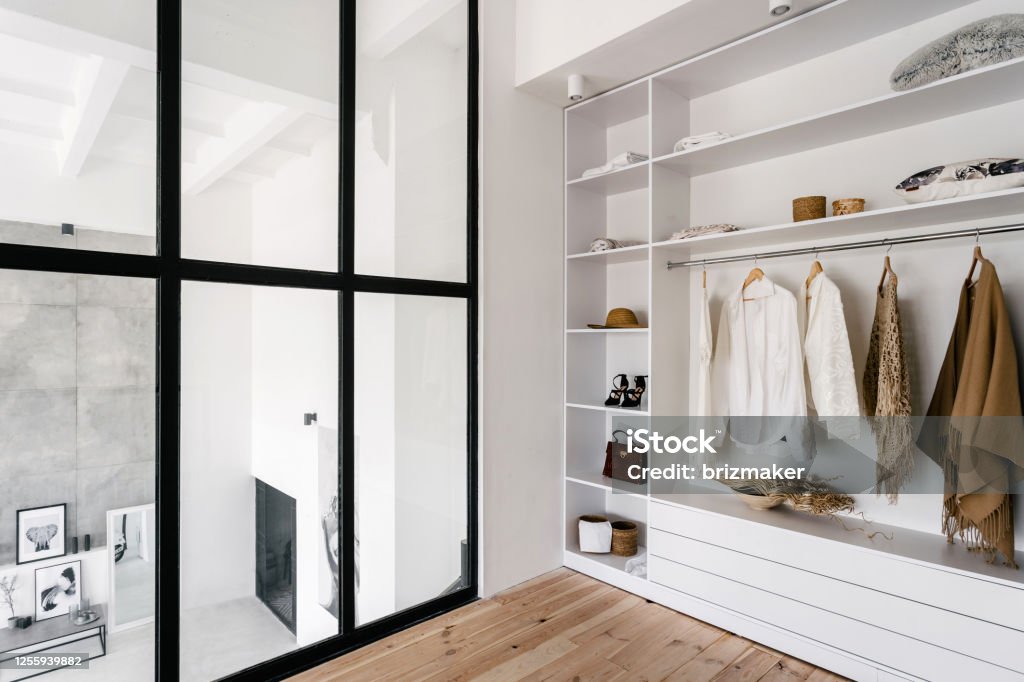White And Large Wardrobe Closet In Dressing Room Stock Photo - Download  Image Now - Cloakroom, Apartment, Bag - iStock