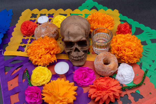 istock Cranium on a mexican Day of the dead altar 1255948183