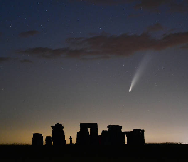 Photo of Comet Neowise  over Stonehenge