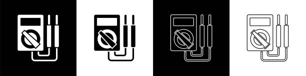 illustrations, cliparts, dessins animés et icônes de placez le compteur ampère, l’icône multimètre, voltmètre isolé sur le fond noir et blanc. instruments de mesure du courant électrique. illustration vectorielle - digital voltmeter