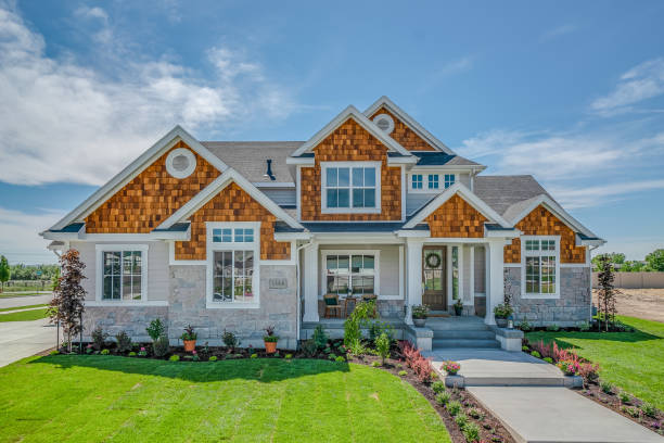 istock Beautiful new home with big front porch and entry 1256023754