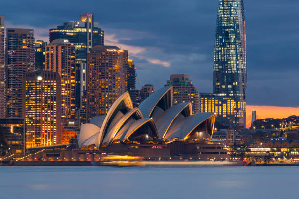 シドニーオペラハウスクローズアップ - opera house australia sydney australia architecture ストックフォトと画像