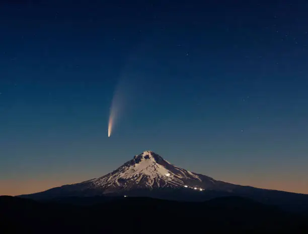Photo of Comet Neowise over Mount Hood