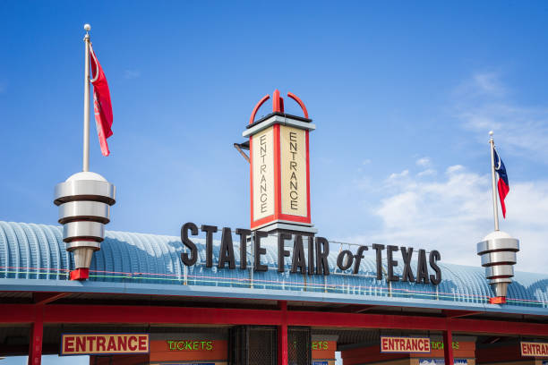 entrada a la feria estatal de texas - fair park fotografías e imágenes de stock