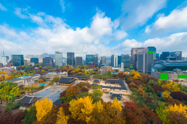 istock Korea Season autumn 1256183861