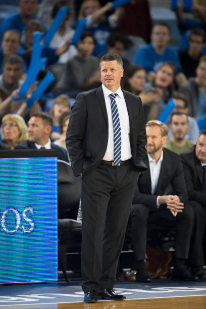 istock Coach standing in court 1256185595