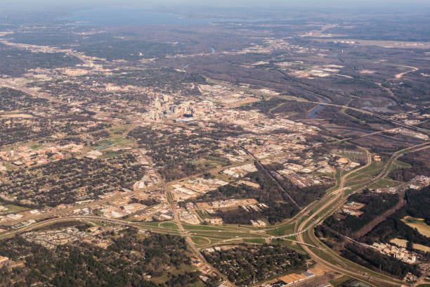 istock Mississippi Aerial 1256272362