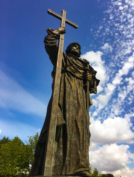 istock jesus carrying cross 1256290642