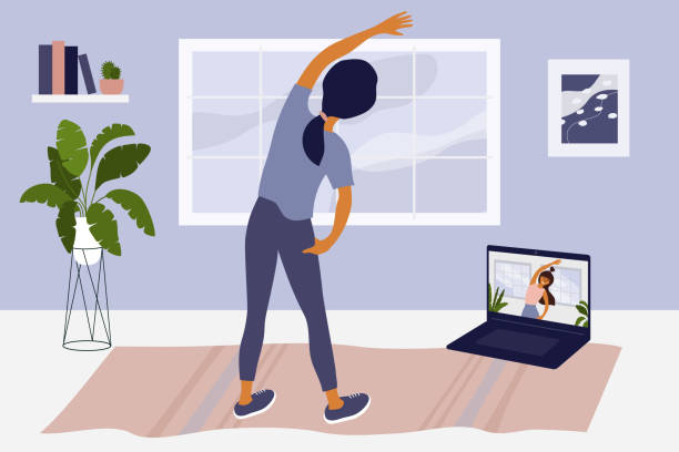 ilustraciones, imágenes clip art, dibujos animados e iconos de stock de chica viendo clases en línea en el ordenador portátil y haciendo ejercicio en casa - fitness