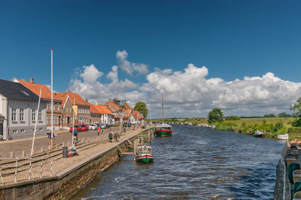 Old harbor Skibbroen in medieval Ribe, Denmark - fotografia de stock