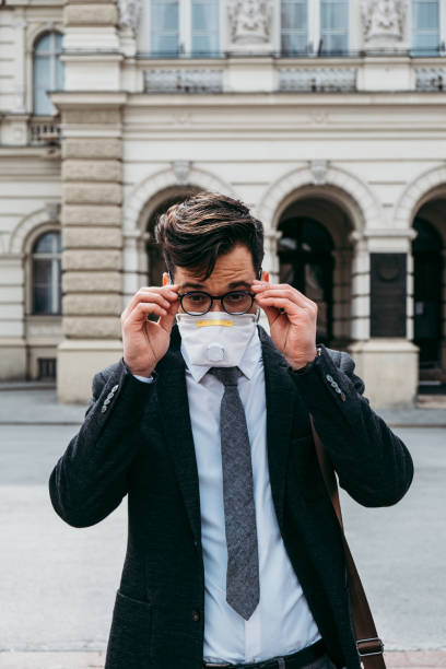istock Virus pandemic city lifestyle 1256345610