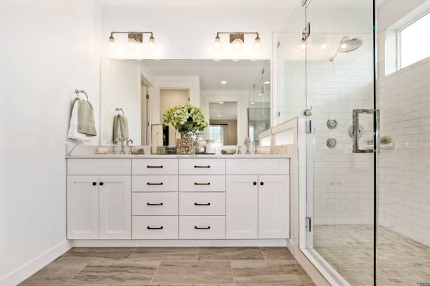 istock Large glass shower in beautiful bathroom 1256427083