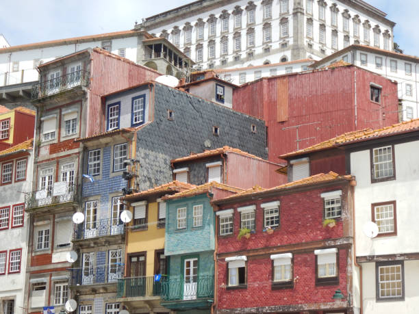 istock Vibrant homes in Porto 1256498692