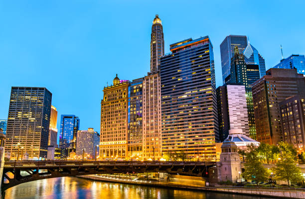 istock Historic buildings in Downtown Chicago, USA 1256507991