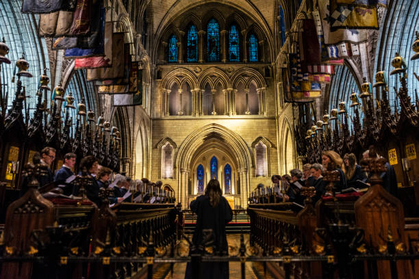 saint patrick cathedral in dublin, ireland - dublin ireland place of worship church travel destinations imagens e fotografias de stock