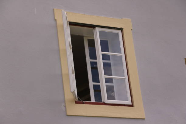 istock Open double window in the old town of Passau 1256550017