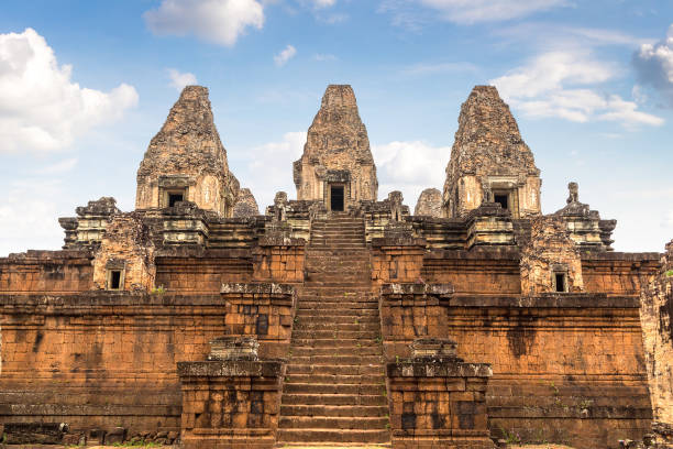pre-rup-tempel in angkor wat - cambodia traditional culture ancient angkor stock-fotos und bilder